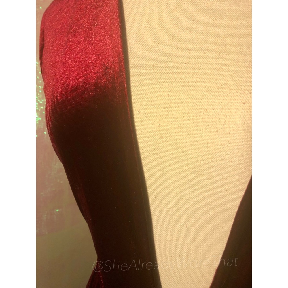Fashion Nova Southern Charm Dress in Burgundy ❤️ - Picture 6 of 6